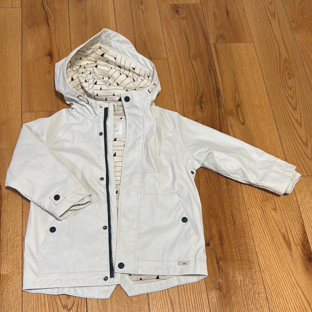 Cream Hooded Raincoat with Textured Lining